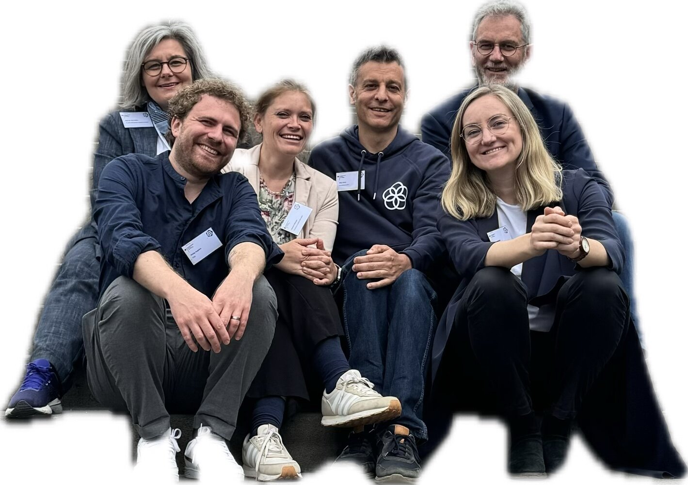 Teamfoto mit den Partnern der FAU Erlangen-Nürnberg, der Goethe-Universität Frankfurt a.M. und dem Comenius-Institut auf der Auftaktkonferenz &ldquo;OER im Blick&rdquo; im Porträt.